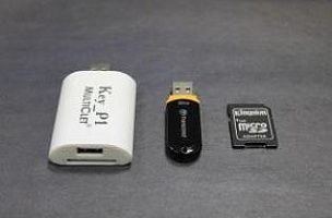 Key_P1 MultiClet - многофункциональное устройство предназначено для защиты информации на ПК и накопителях с тремя разъемами: USB – розетка и вилка, а также разъем для SD карт