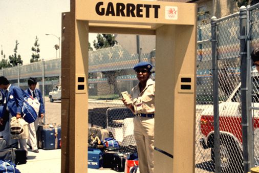 Первые арочные металлодетекторы Garrett